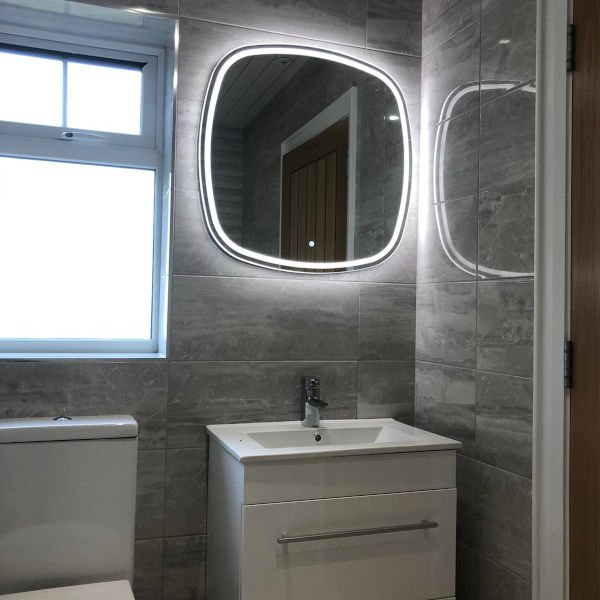 led-bathroom-mirrors-above-sink