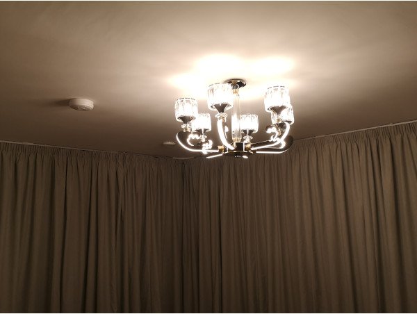 two-tone-chandelier-fully-illuminated