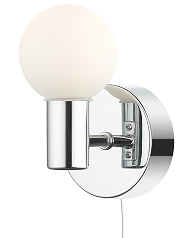 hollywood style bathroom wall light in a polished chrome finish with pull chord